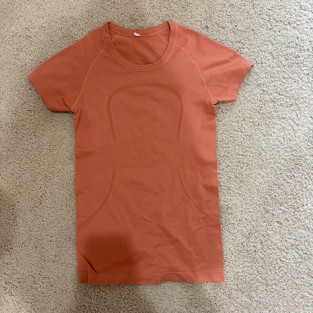Lululemon swiftly tech orange
